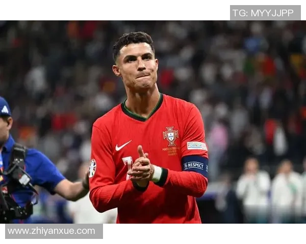 足球球星风采：聚焦世界顶级球员精彩瞬间与赛场表现