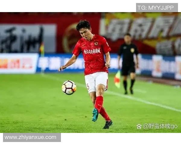 足球后卫中最帅球星排名揭晓